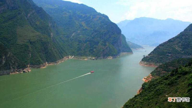 一衣带水水是指什么