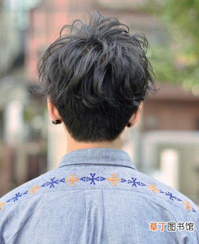 男生第一次烫发须知