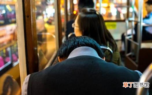 下班沉默伤人又伤己 上班族要拒绝下班沉默症