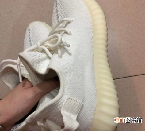 yeezy纯白氧化后有多丑