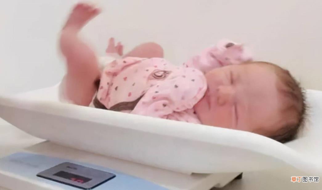 母乳不饱能马上吃奶粉吗 奶粉和母乳间隔多久吃