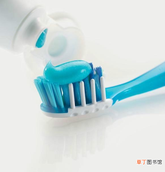牙膏可以洗脸吗