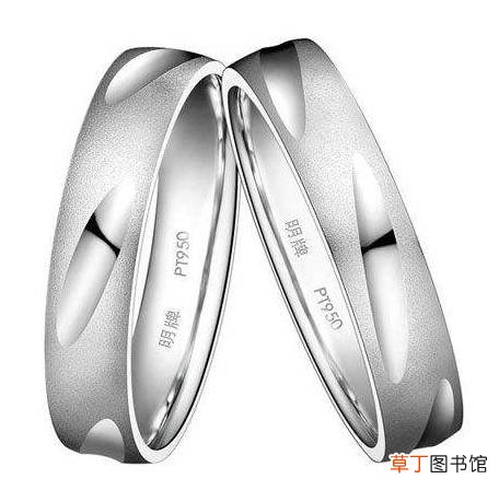 铂金会变黑吗