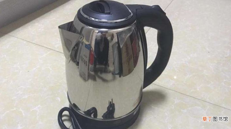 电水壶底部有霉斑点什么原因