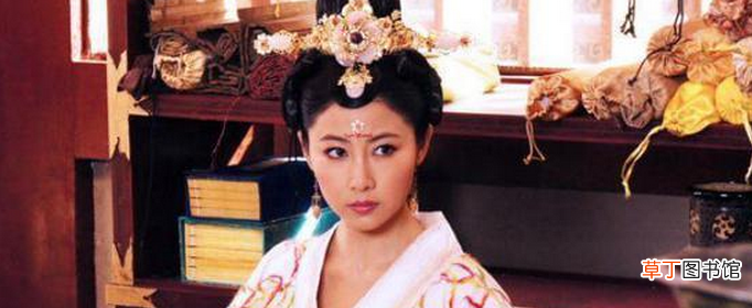 上官婉儿在武则天时期被称为什么？