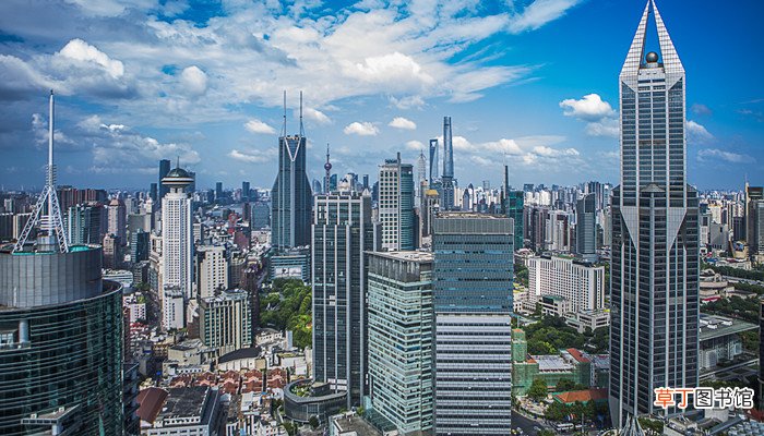 梦见向下跳稳稳的落地