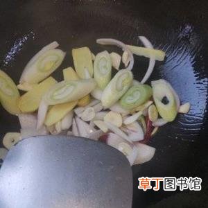吃完花蛤千万别碰5种食物 花蛤炒多久