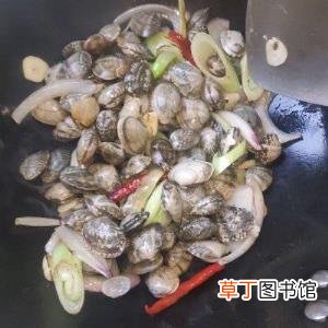 吃完花蛤千万别碰5种食物 花蛤炒多久