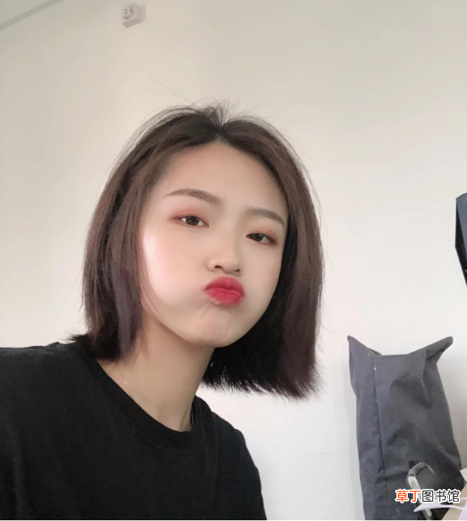2020女生短头发发型