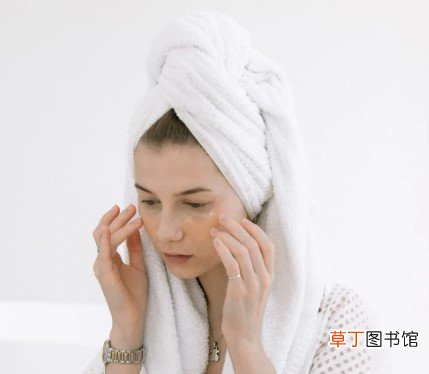 涂防晒会堵塞毛孔吗