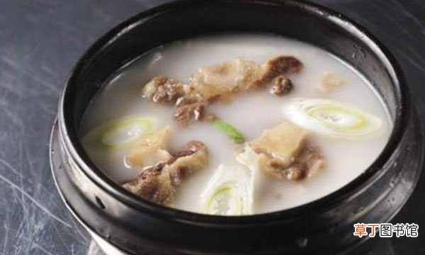 骨头汤里白色的主要是什么