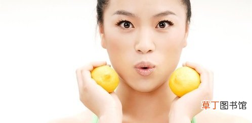 美食博主教你巧取柠檬汁