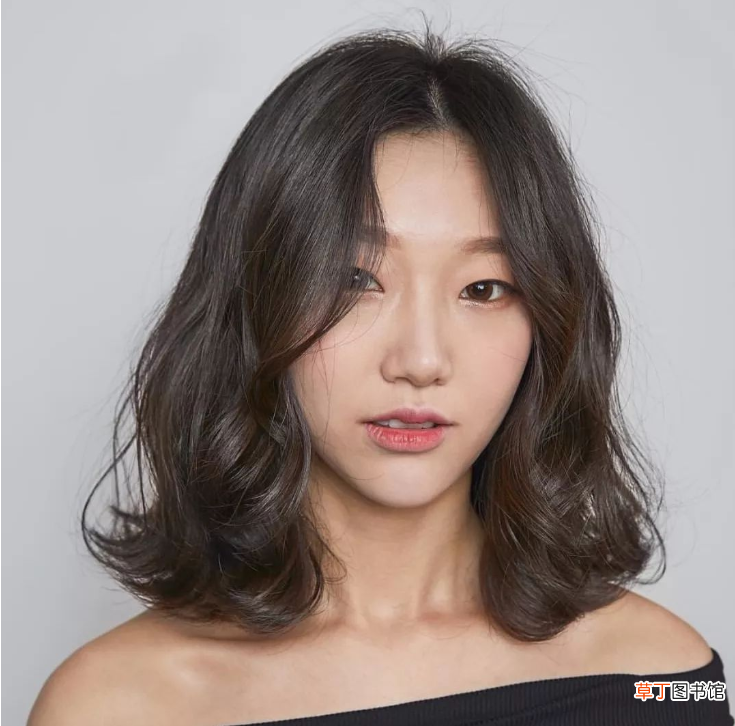 2020最火发型女中长发