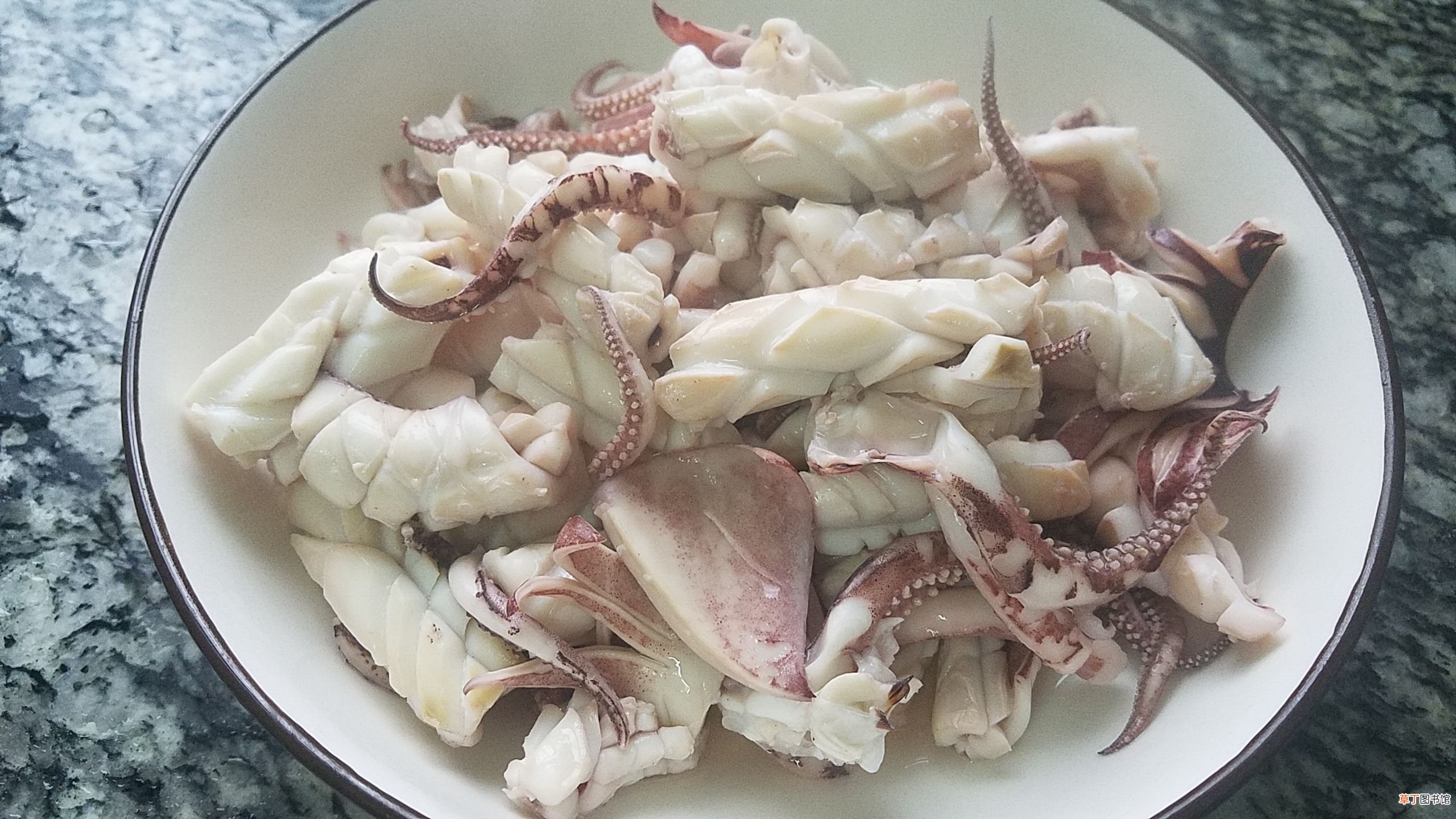 鱿鱼的做法 教你鱿鱼的家常做法，简单几步