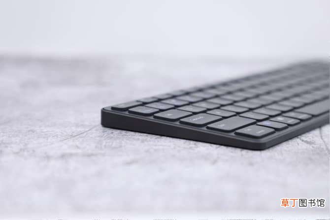 雷柏E9350G无线蓝牙键盘体验评测 雷柏E9350G键盘值得入手吗