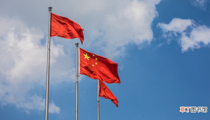 梦见立旗杆挂红旗