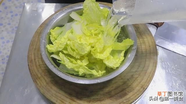 白菜豆腐汤 厨师长做道老豆腐白菜汤