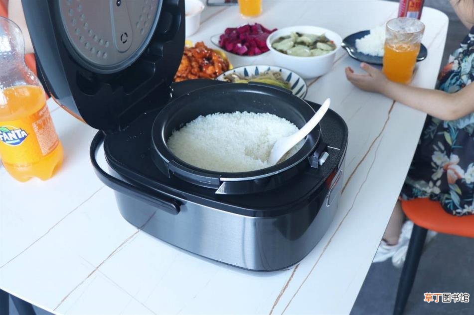 电饭煲可以保温四个小时吗 电饭煲保温多久