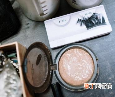 粉饼怎么用