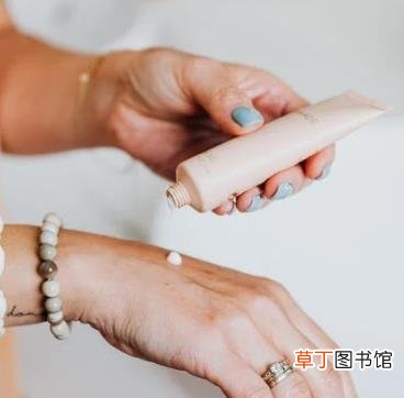 氨基酸洗面奶的功效与作用