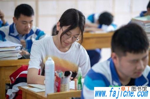 高考成绩可以去同学家查吗 高考查分是在自己家好还是同学家