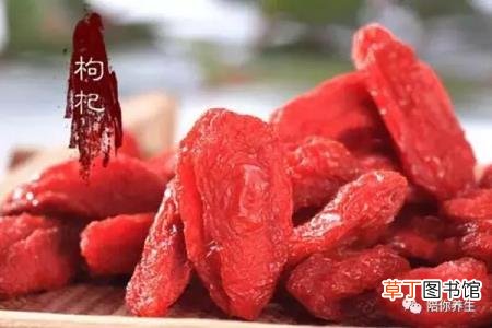 背冷出虚汗是什么原因 为什么一直出汗