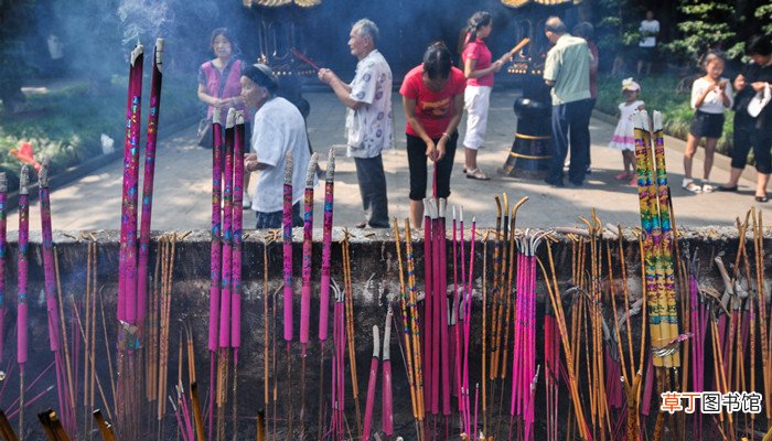 梦见寺庙正在修建