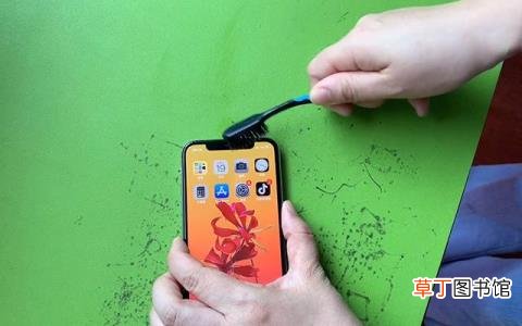 手机声音小是啥原因 为什么手机的声音很小