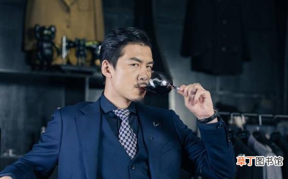 自己酿的葡萄酒为什么会酸 为什么葡萄酒是酸的