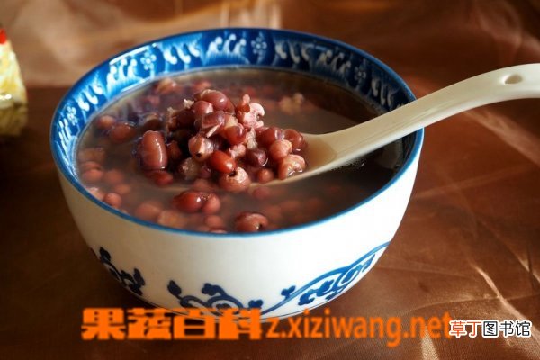 薏米红豆粥的材料和做法教程 薏米红豆粥的营养价值
