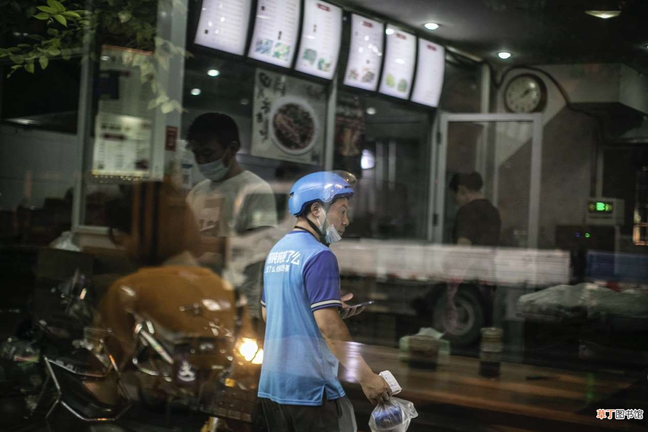 深圳入选夏夜活力城市五强,夜间外卖消费场景不断扩大