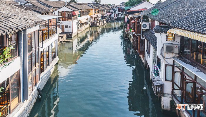 梦见把屎丢进河里