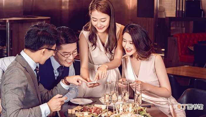 梦见原单位同事是什么意思