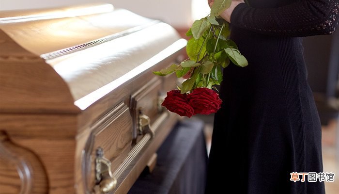 梦见与死人吵架预示什么