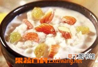 杏仁提子麦片粥的做法