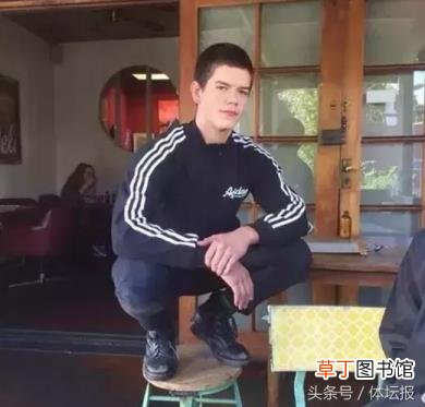 亚洲蹲蹲不下去 为什么蹲不下去