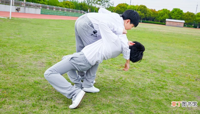 梦见我老公挨打了