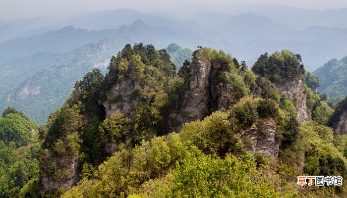 梦见跳下山崖逃跑