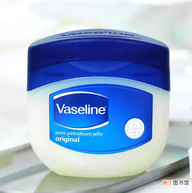 凡士林唇膜怎么用