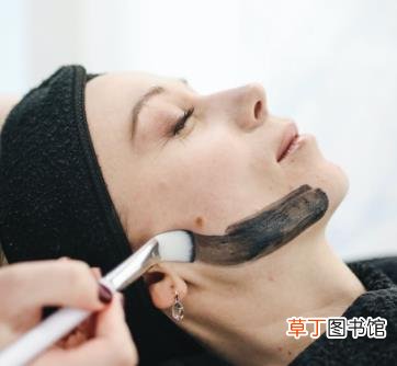 做完光子嫩肤后可以正常护肤吗