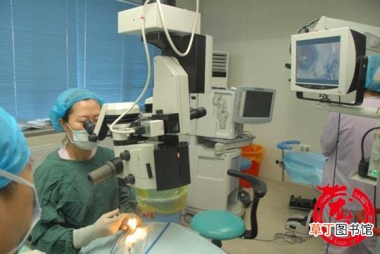 感冒了可以拿冷毛巾敷吗 感冒为什么会眼睛疼