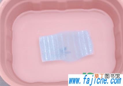 地板清洗片能不能用 地板清洗片有毒吗