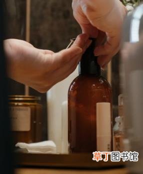 vc精华液的作用和功效