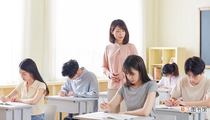 梦见监考