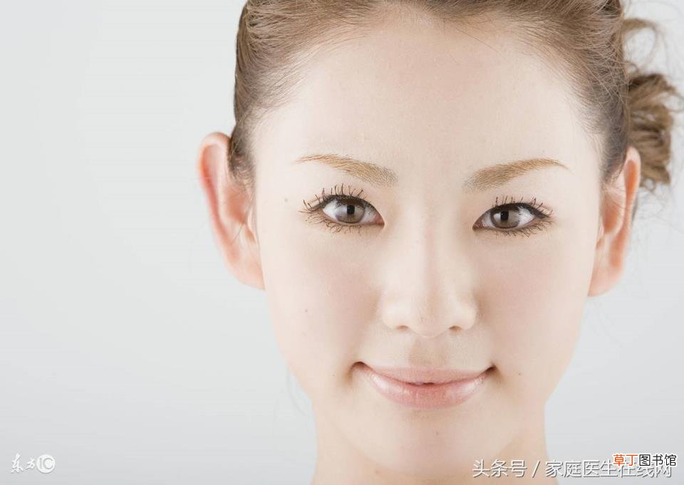 嘴唇突然发黑是什么情况 嘴唇为什么是黑色的
