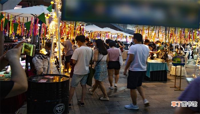 梦见逛集市人很多
