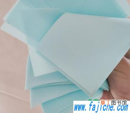 家里养宠物能不能用地板清洁片 地板清洁片对宠物有害吗