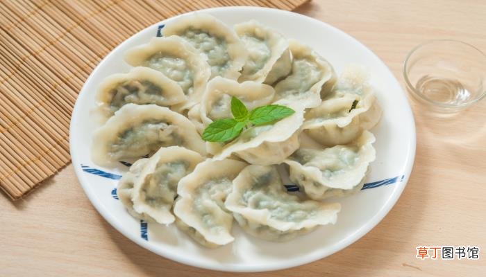梦见死去的亲人给自己送饺子