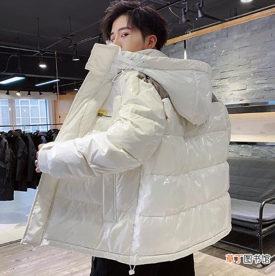 hm是什么牌子衣服贵吗详解HM品牌信息和衣服价格