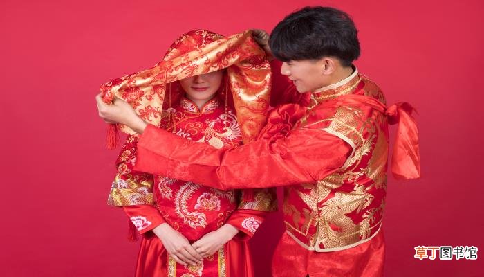 梦见自己年纪大了还没结婚